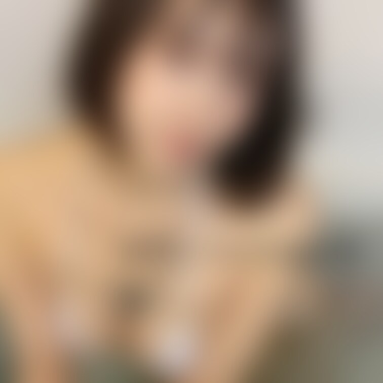 下は既にぬれぬれです🔞