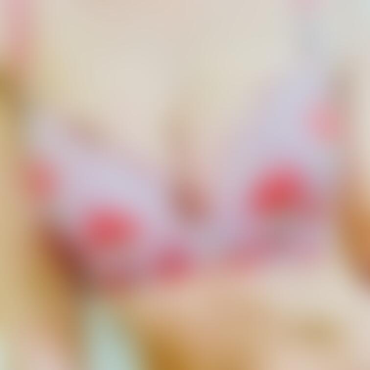 おはよー。
フォロワーさんから頂いた下着着けたらおっぱい盛り盛りで最高だった😍💕💕💕
左が出ちゃうのはご了承ください