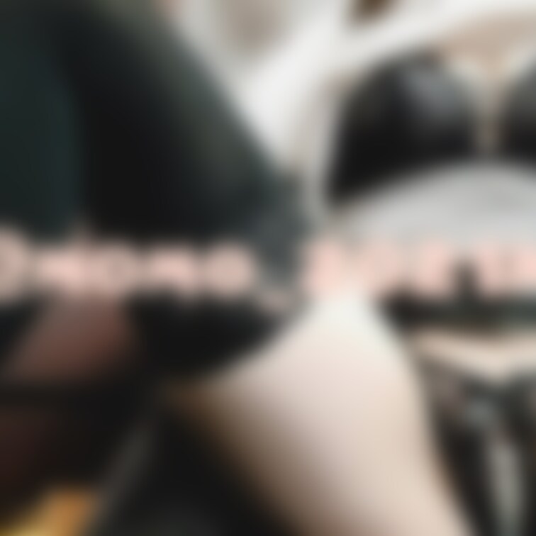 ③個室おなにーの続きです(*´ω`*)
この日はすごくむらむらしてたのでいつもよりちょっと大胆になってて…扉を開けたま