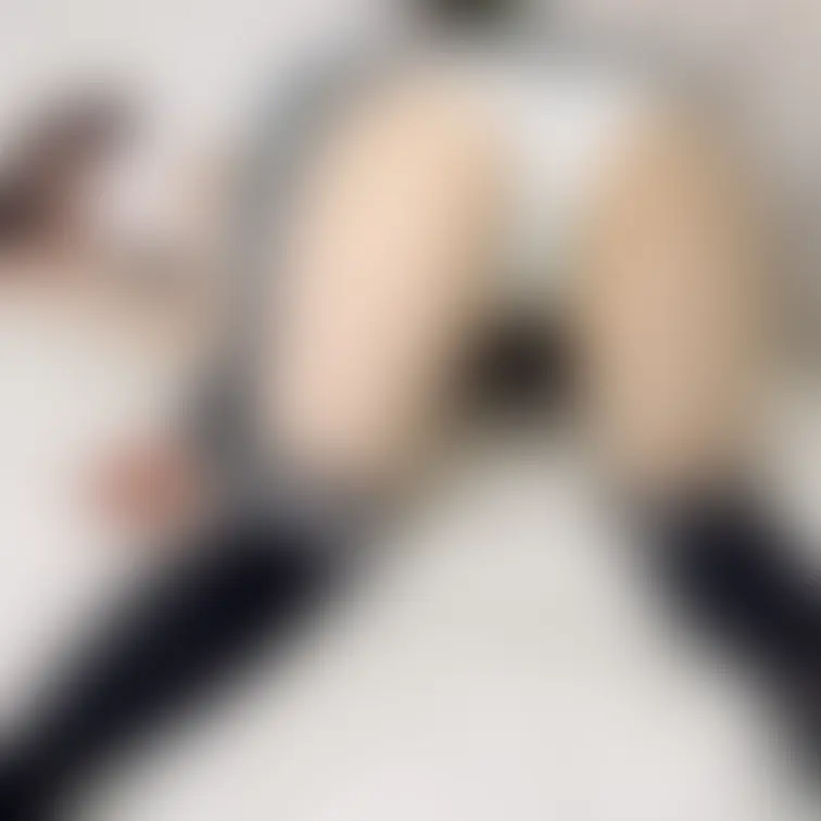 ニーハイフェチさんへ…♡
ベッドの上でお尻突き出しちゃった…///
このあとは何がしたいかな？🙈💓笑

