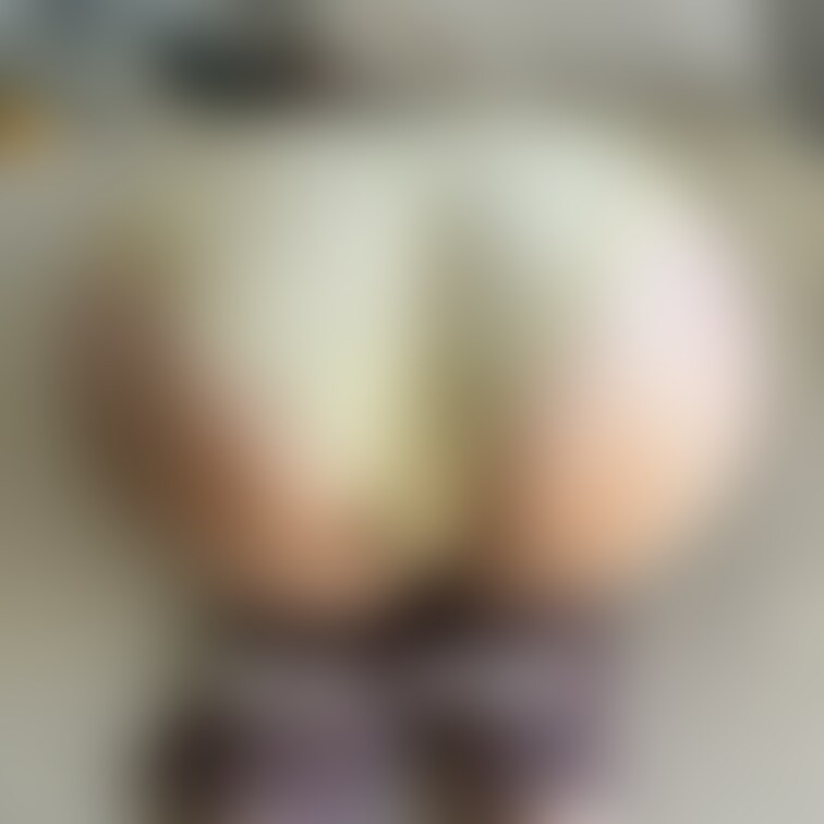 パンツからのアナルちらりです😆