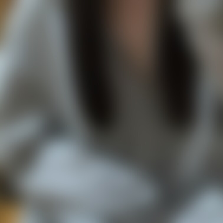 ○○○女子◯生の自撮りです

えっちな姿で撮ってくれてます