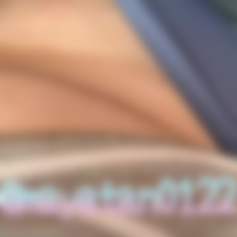 朝起きてすぐのムラムラを解消するために･･･。
外に人がいるのに
「ああっ、またイクっ…」と声をあげながら何度も絶頂