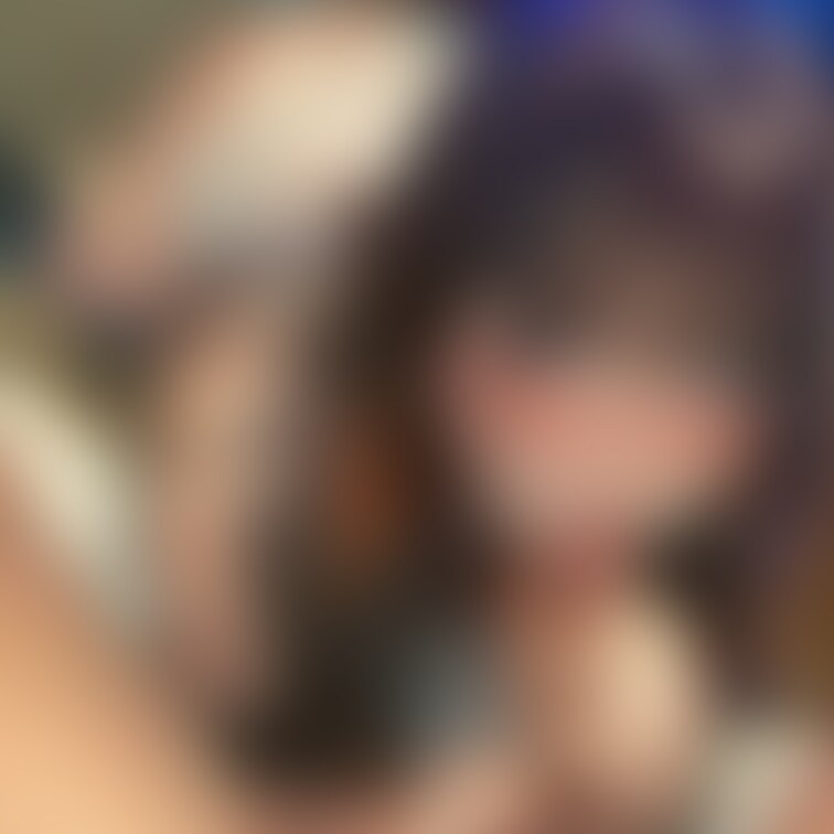 お尻を突き出して( ´¬`)