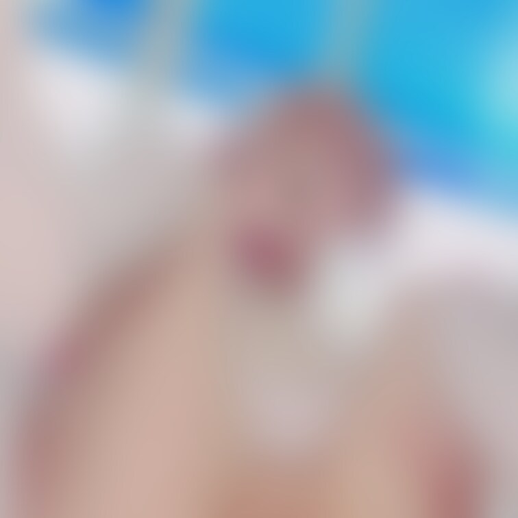 【無料公開】撮れたてキャラコスでのえっちな写真フルサイズ♥️
こんにちは⭐りかです
今回の撮影旅行のキャラコスで