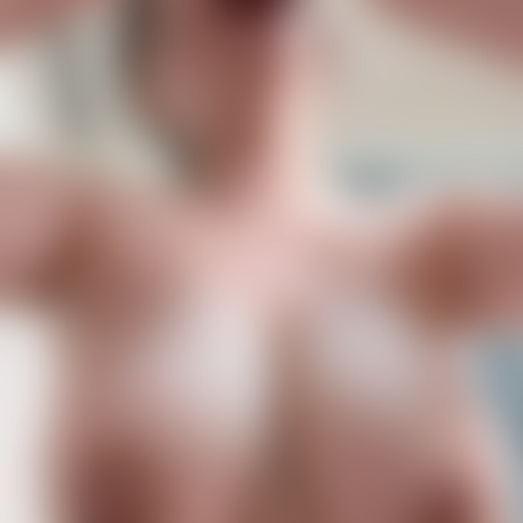 巨乳さんが股下アングルでフェラチオ！
★800本以上のハメ撮り動画を投稿済です★
こちらはプラン内でハメ撮り個人撮影