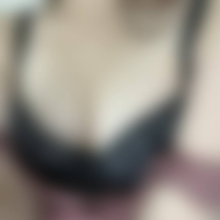 きょうのブラはちょっと大人っぽいの♡どーかな？可愛い？