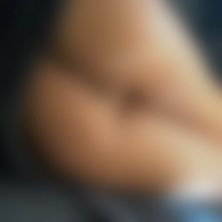 ギャルのお尻からのプニマン食べたいですか？🥺🩷
これ実は自撮り📸✌️