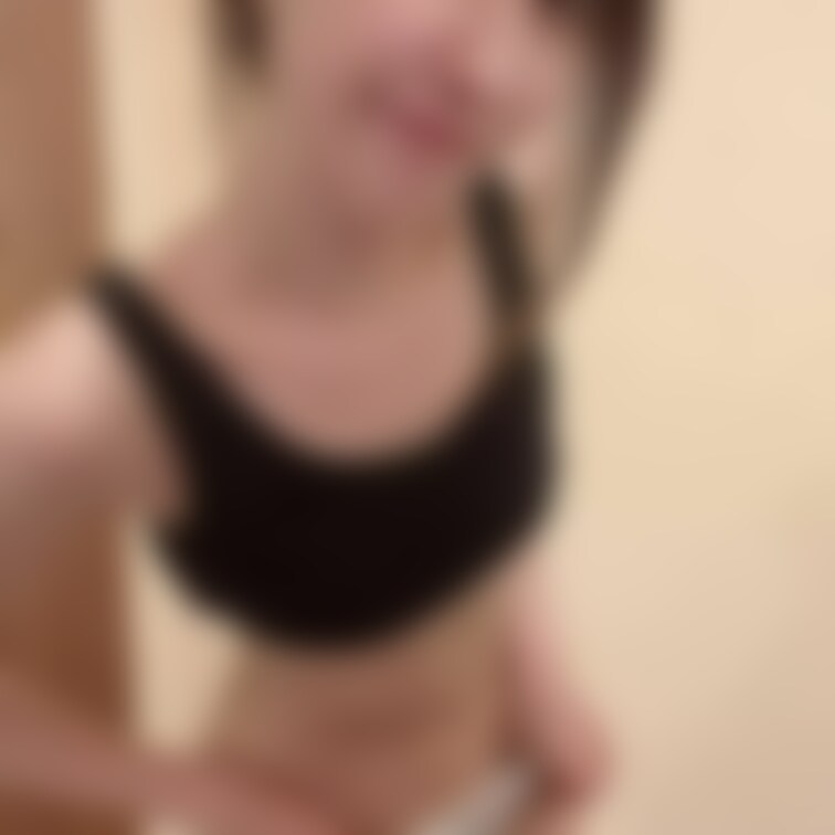 前と後ろ、、、

どちらの方が興奮していただけますか？(〃ω〃)

