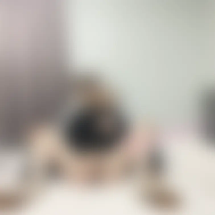 Ｍ字開脚撮影の流れでオ〇ニーしてみて♪って頼んでみましたヾ(≧▽≦)ﾉ
最初は抵抗ありそうでしたが、し始めたら声も漏れ
