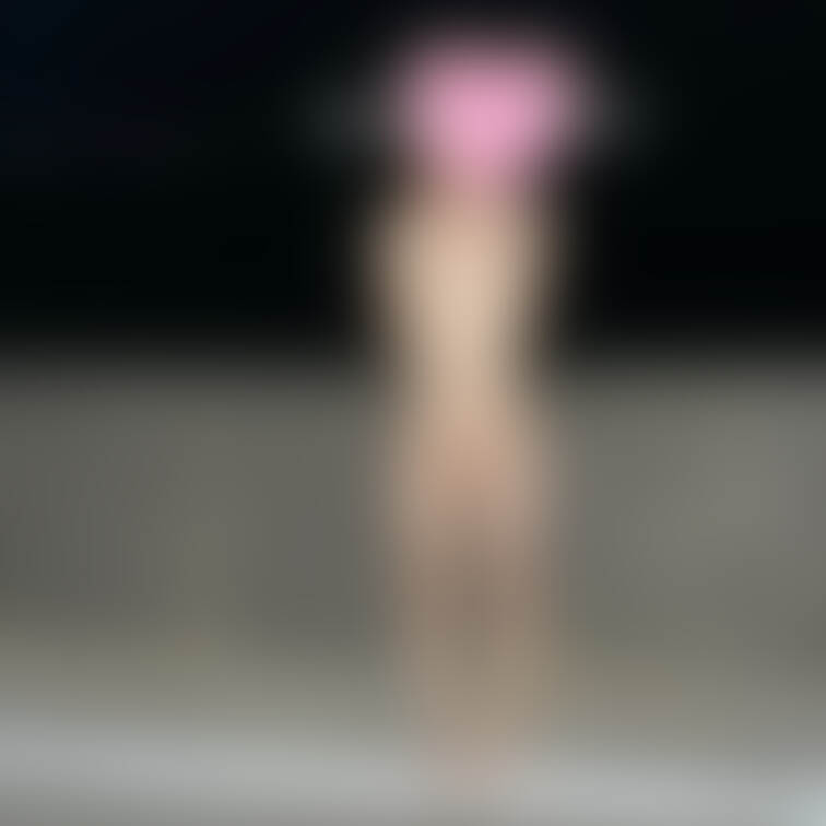 夜の海の堤防で…😍
全裸💕💕
恥ずかしかった🫣