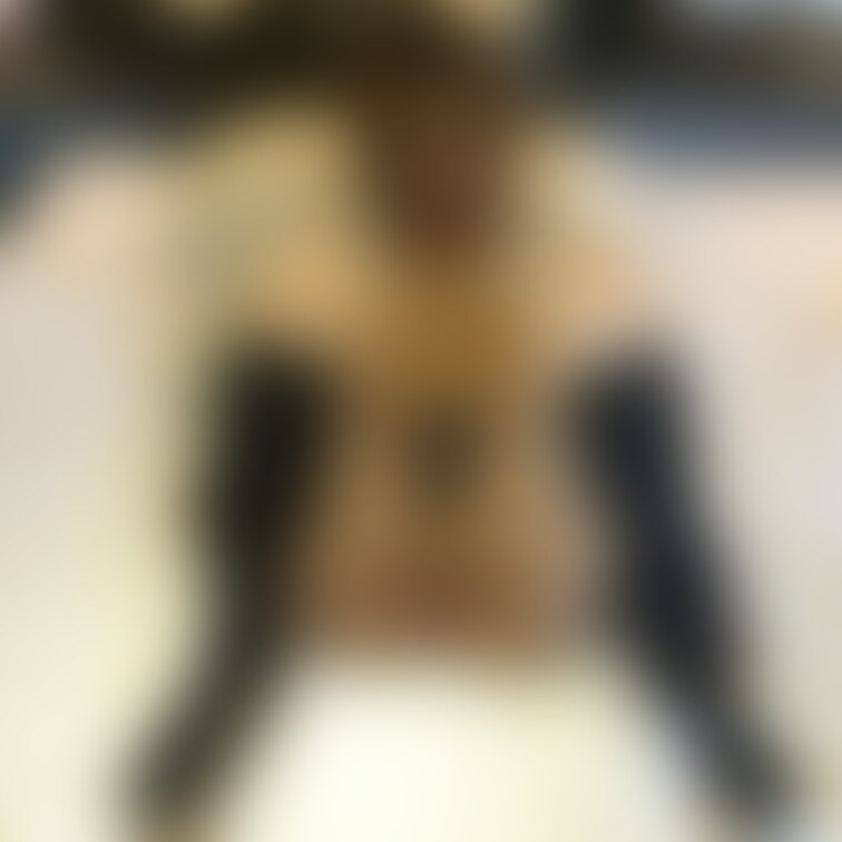 ファン登録してくれた会員さんと撮影会した時の写真や動画です💖
フォローといいねお願いします😍