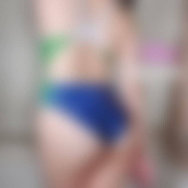 濡れた競泳水着の、お尻ぴっちり感。
swimsuit : Ojipi Company exocet mono ombr