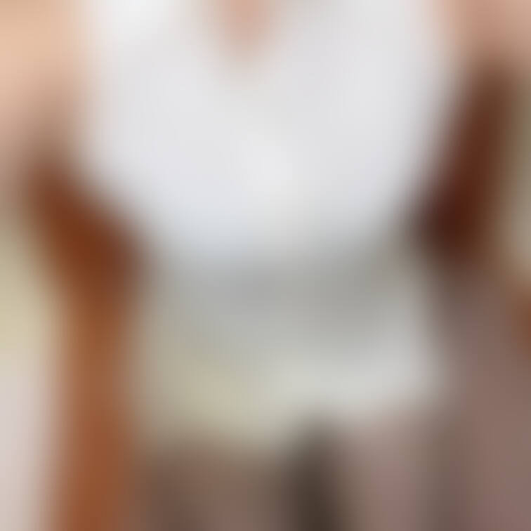 今日はこれで出勤
短い?短い方が可愛いよね?