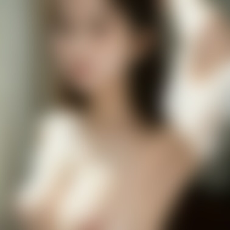 裸の美女