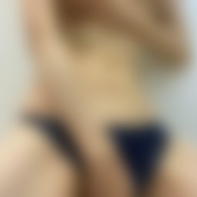 パンティの下からバイブ突っ込んでゴシゴシしたら、興奮してきて○○○乳が噴射🤣
あーきもちいい！！！！変になる！！！！