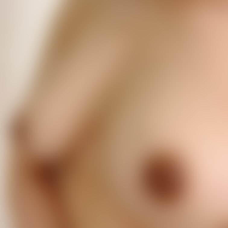 なんか乳輪デカくなってきてる気がする嫌(T . T)