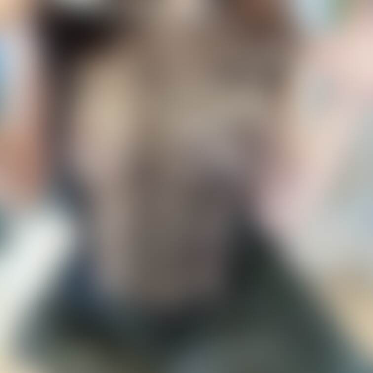 えっちなチアガールがお仕置きしちゃうぞ✰
して欲しい人はいいねとコメントだよ✰