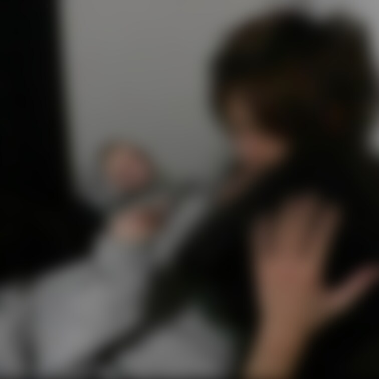 Eカップ美人OLちゃんハメ撮り56分

自分だけ気持ちよくなるより一緒に気持ち良くなりたいらしく、前戯の時に何回も早