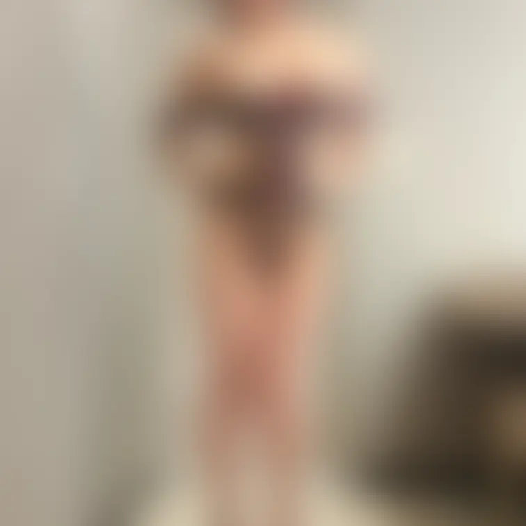 おっぱい、、出してる、、方がぁ、、
かわいい？、、かっこいい、、よねぇ。。。
