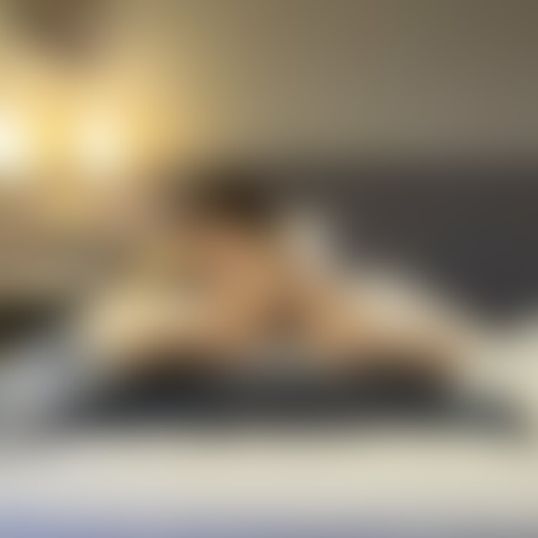 今日もぉ、、、
隠す面積、、少ないよぉ。。。