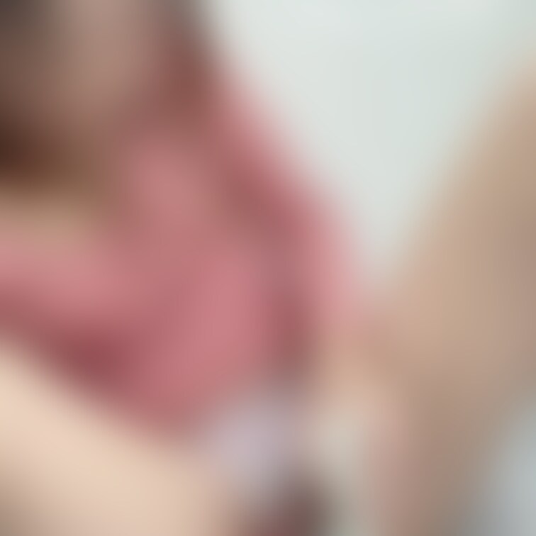 はいってくる瞬間も実はすきなの💓
ピストンバイブをまんまんに挿れるところをアップ目に切り抜いてみました🙈🩷
ほのまん