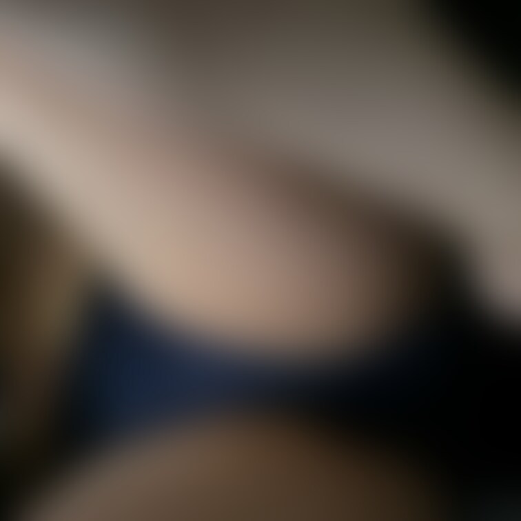 嫁ちゃんのムチムチのふとももです❤️
ムッチリ好きの方○○○してくれませんか?