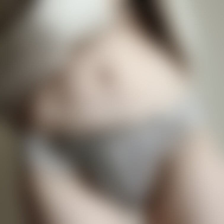あ、フェチさんがお写真見てくれてるからおへそ出さきゃ🐒