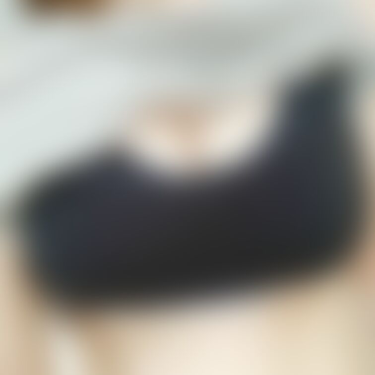 皆さんこんにちは〜!
お盆休みの方も多いのかな?
毎日暑い💦暑いからお部屋ではこんな格好してるよ😊😊