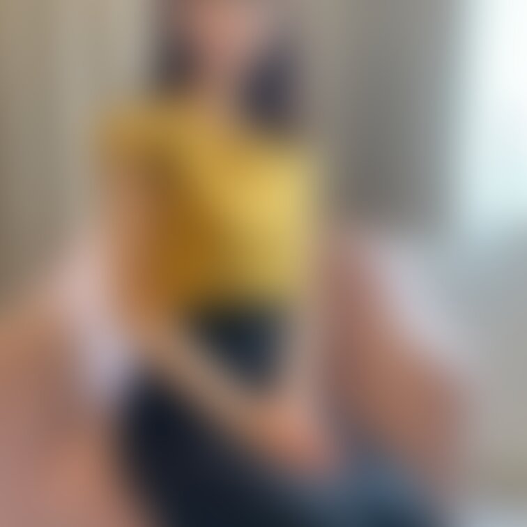 私が大学行く前に撮ったお写真！ お顔出しもしちゃいました！🐶 おっぱいのドアップ好きですか、？

いいねとコメントお