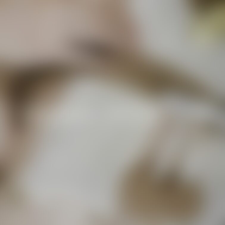 よーく見ると、、、んー👀
