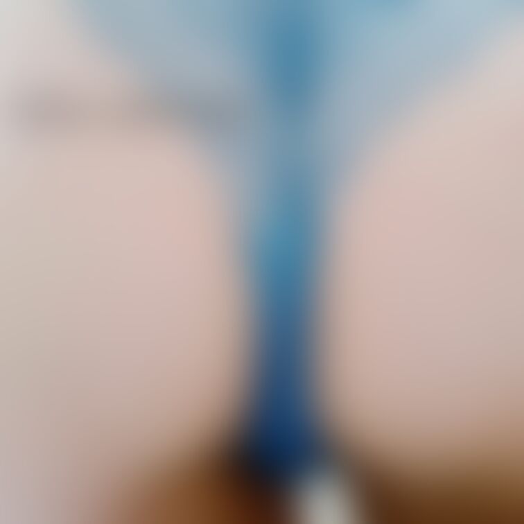 おはよ🥰
日本シリーズが面白いね〜😆💕
もうどっちが優勝するかわからなくなってきた✨

あっ…パンツに毛玉が🥲