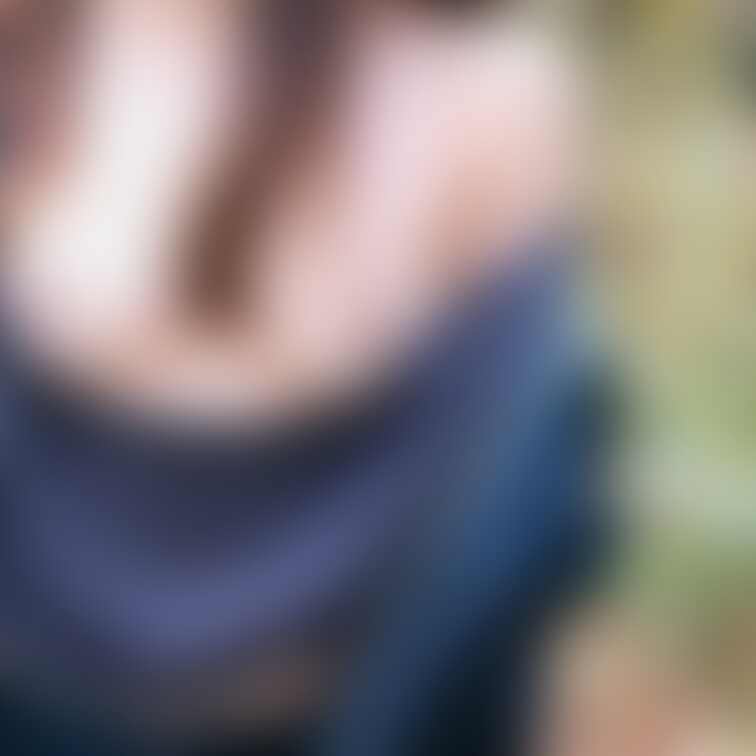 この貧乳何カップだと思いますか
周りの肉付きはいいんですよ