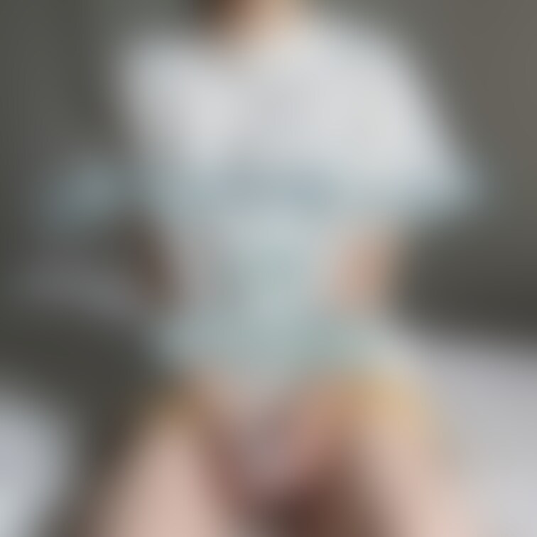 グラビアごっこ第6弾更新のお知らせです( ◜ω◝ )✨
なちゃんの筋肉とおっぱいとピンク乳首を強調した内容になっており
