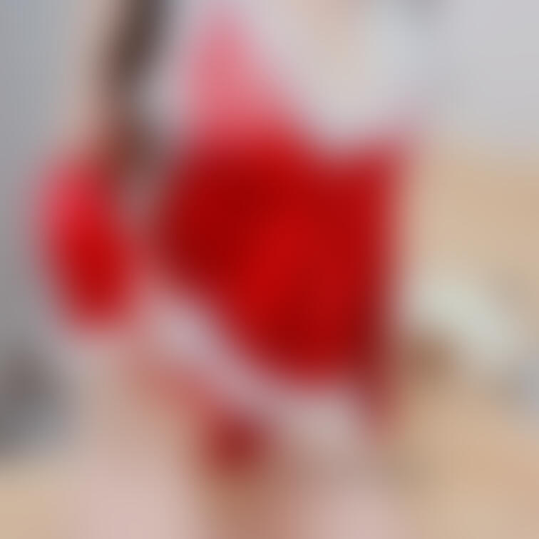 メリークリスマス🎄
みんな素敵なイブを過ごしてね💓
フォロワーさんに頂いたサンタコス❤️
明日もお楽しみに🤭