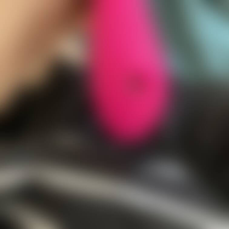 吸うやつで潮吹きしました(〃ω〃)
初めてのおもちゃなのに、気持ちよくなってしまいました⁄(⁄ ⁄>⁄-⁄<⁄ ⁄)⁄