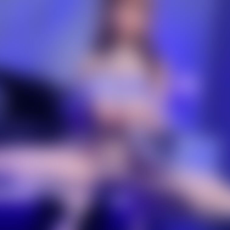 つやつやの穴空きノーパンストッキングでちん媚び蹲踞😖❤️淫紋もついてます❤️

💋直接連絡先を交換して私を肉便器に育