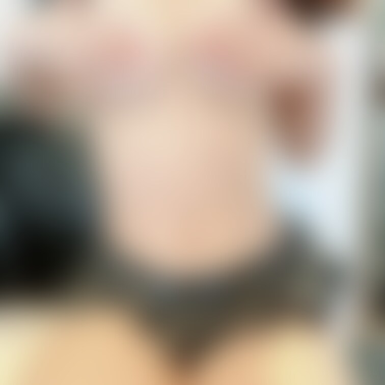 実は手の中身はビンビンです🤍
もっとみたい方はたくさんコメントください!