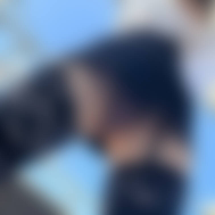 本日のワンショットが

日に日にエロくなってます。

そろそろ野外へ😻

#人妻
#○○○
#ショーツ