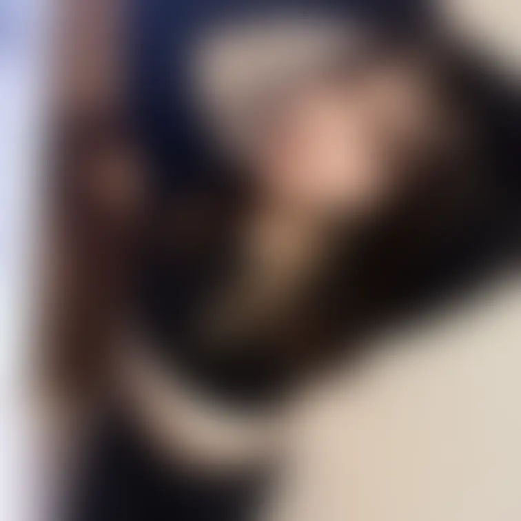 手術後の初顔出し🫶
ちょっと顔痩せたかも？🥺

