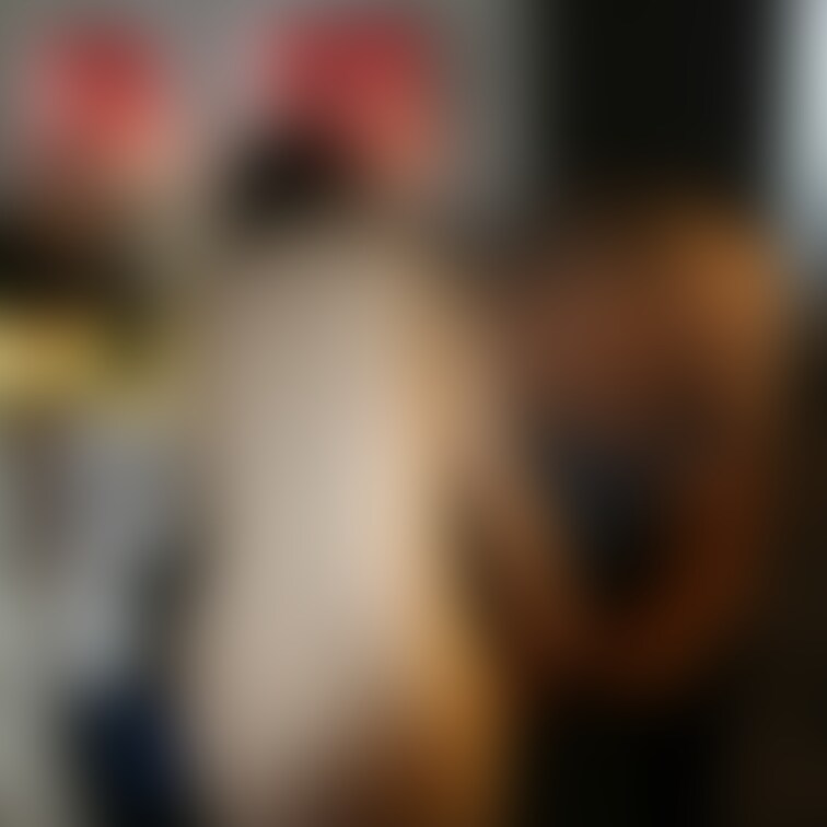 先日、myfansで支援頂いてた方とお会いして妻を抱いて頂きました。
その様子をご覧下さい。