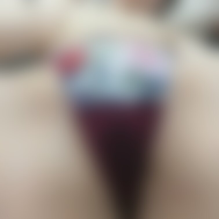 下から自撮り📸おっぱいとぱんつ✨ちょっとあそこの毛が生えちゃってる🥺オナニーした後に撮影してみました！パンツに染みとかで