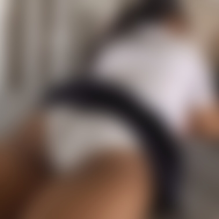 小麦色むっちり女子○○○の日常（3） 四つん這いパンモロ、M字開脚パンティー股間接写編
サンプル

本編ダウンロー