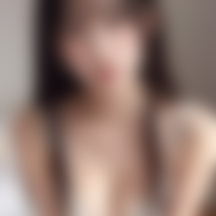 下着姿ぐらいならお店のパネルで使っている写真を掲載できるかも
恥ずかしい😣

亜衣の胸はそんなに大きくなくてDカッ