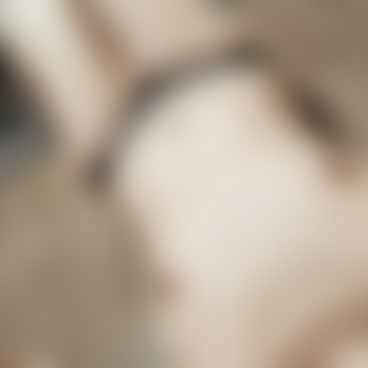 家で腹筋した直後。おなかがヒクヒクしてる