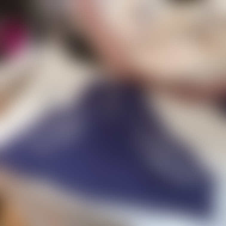 嫁さんのシミ付き下着です。どうぞ❗️
どうですか？エロエロママですよね🤣