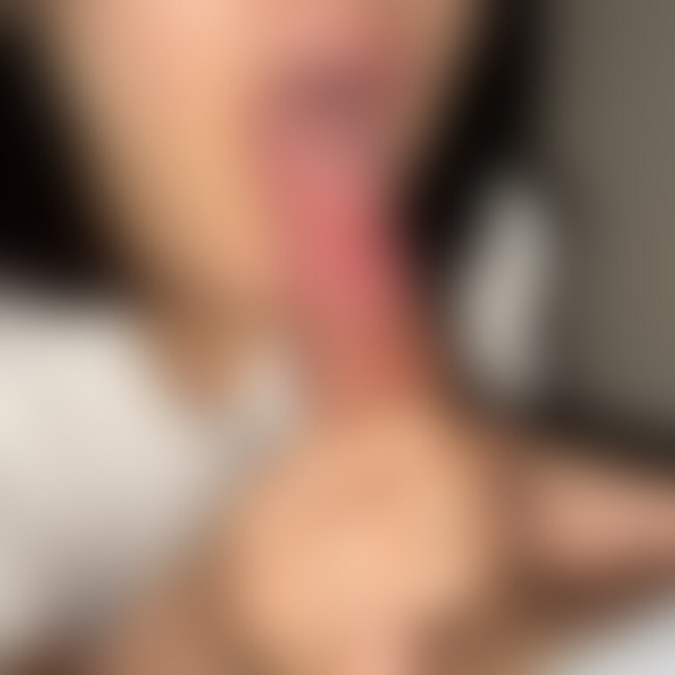 ぺろぺろゴックン口内射精🥹主観映像手コキフェラ口内射精ゴックン動画です🍼彼に期待してたって言われたので、それはもう襲わな