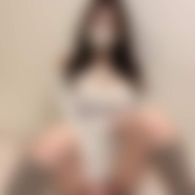 外行きで綺麗にして帰った後にえっちな写真撮ってたら背徳感？でえっちな気分になる...外では上品ぶってるのに中ではこんな事