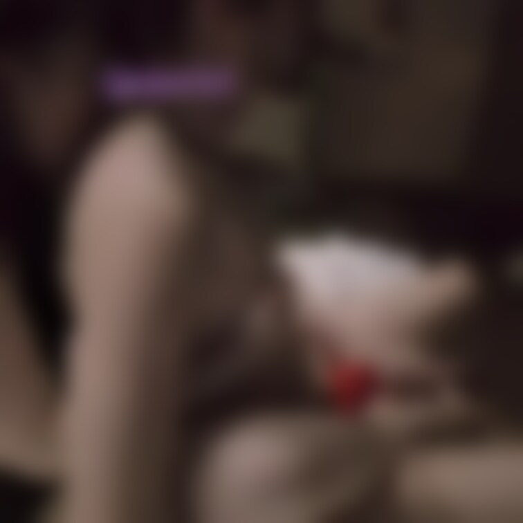 後ろからだって、手も足も使うでしょ😏❤