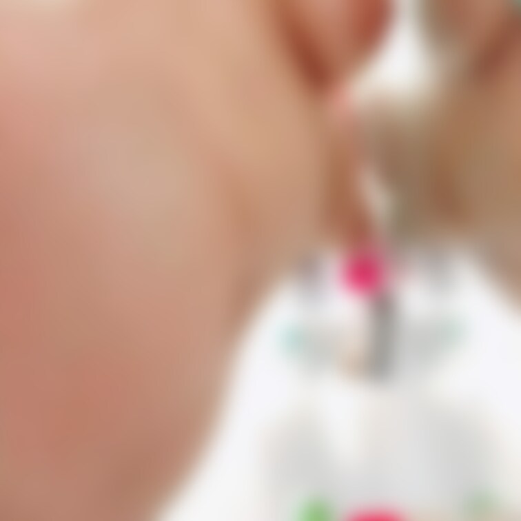 お風呂の鏡に乳を押し当てるだけ、ちょっと下のほうの毛が…